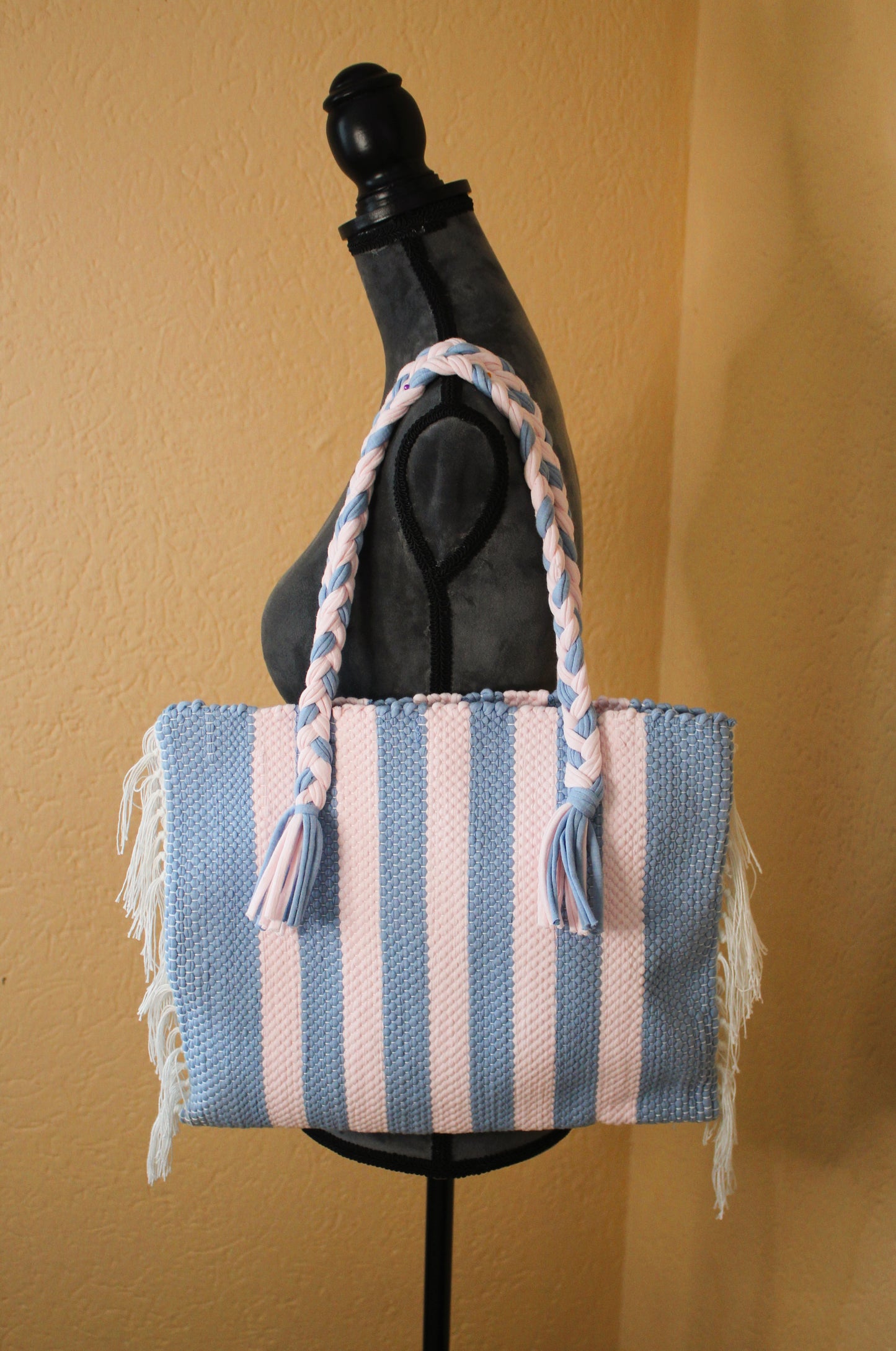 Woven handbag