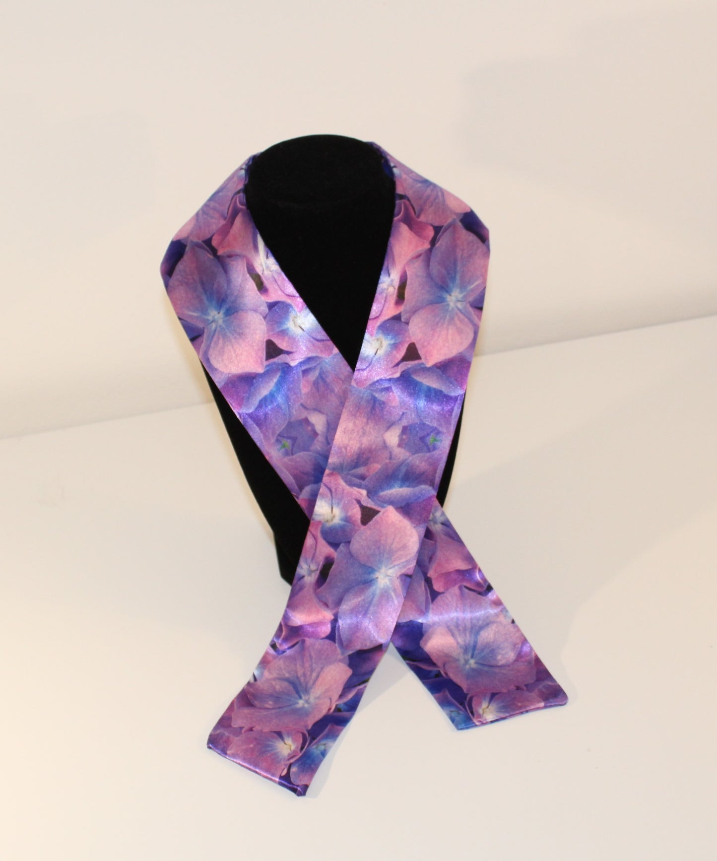 Satin skinny scarf