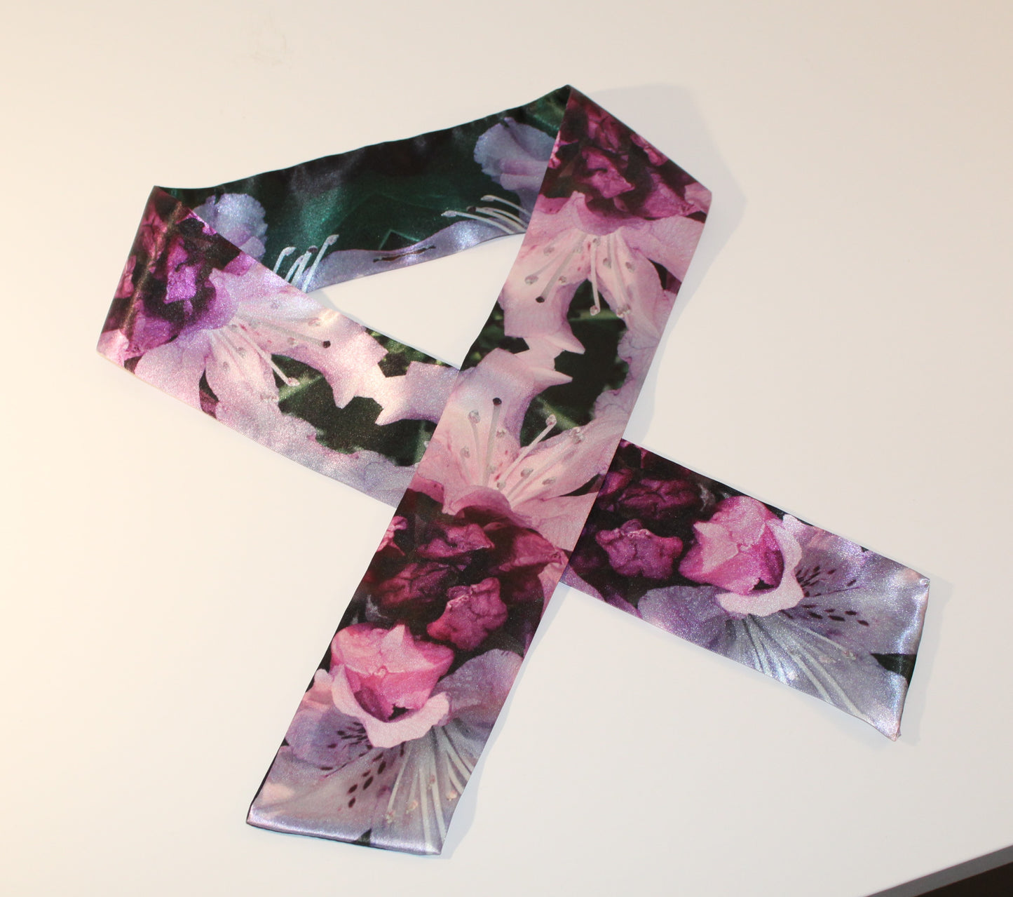 Satin skinny scarf